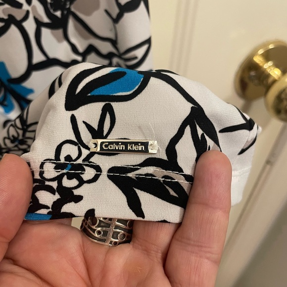 Calvin Klein blouse - Picture 5 of 5